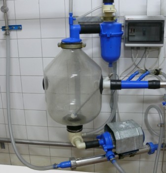 Молокоопорожнитель УДА-200.000 БУМН-2-6Н-1 (стекло) - AGRO96.RU